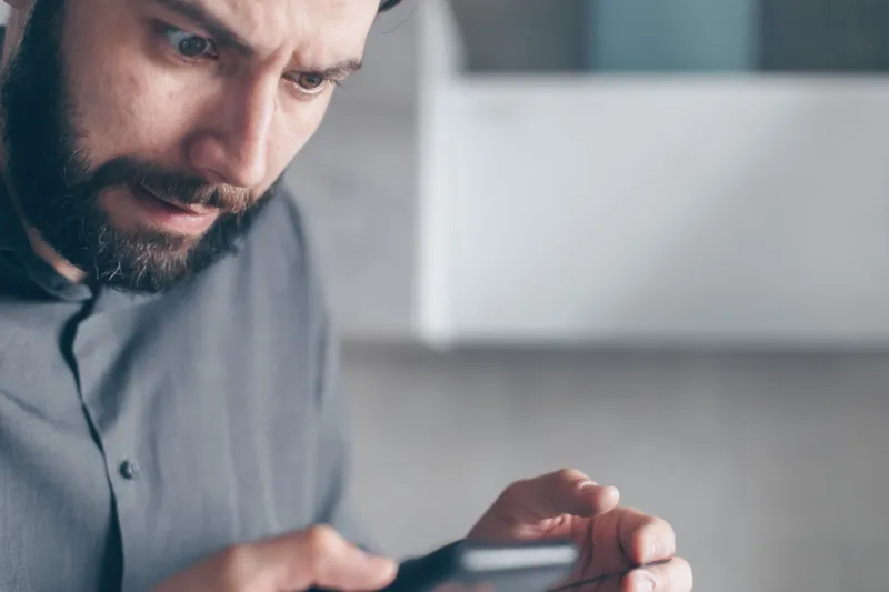 When Creators Ghost Their Fans: The Emotional Wreckage Nobody Talks About